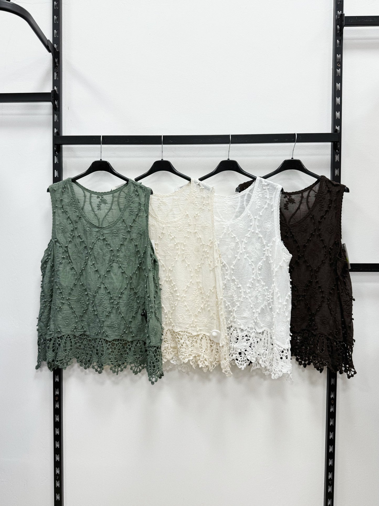 CANOTTIERA CON PIZZO SANGALLO