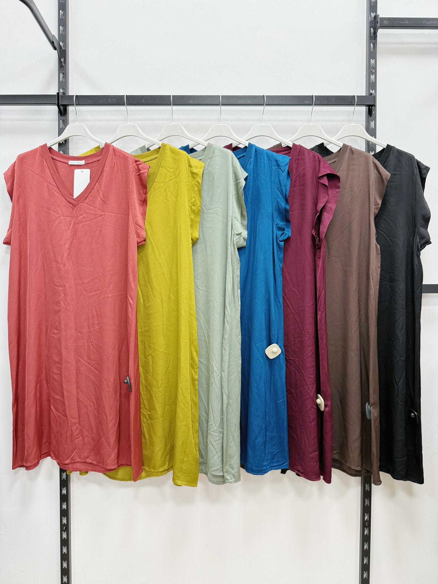 VESTITO DI RASO LUNGHEZZA SOPRA CAVIGLIA