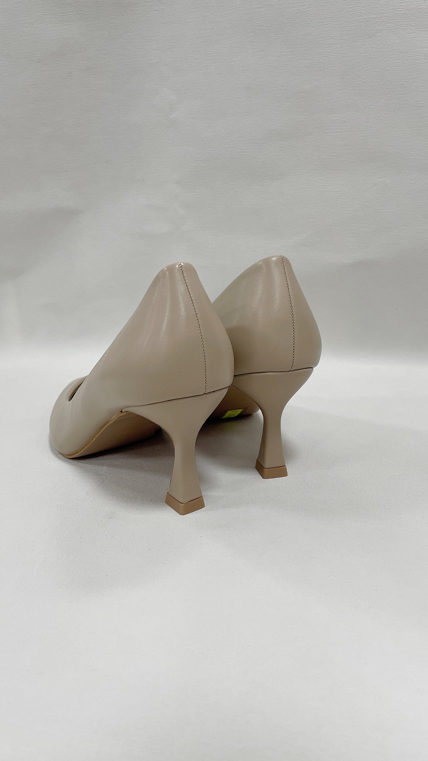 DÉCOLLETÉ KHAKI