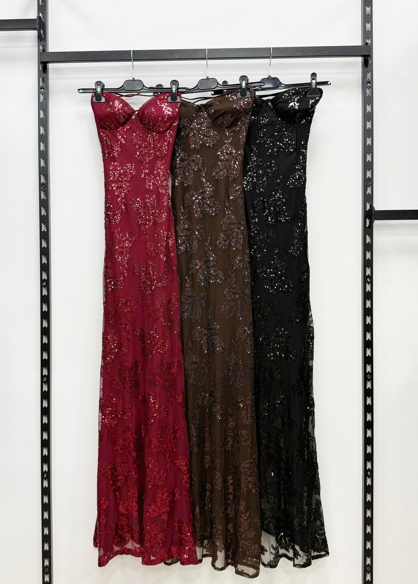 VESTITO LUNGO A FASCIA RICAMATA PAILLETTES