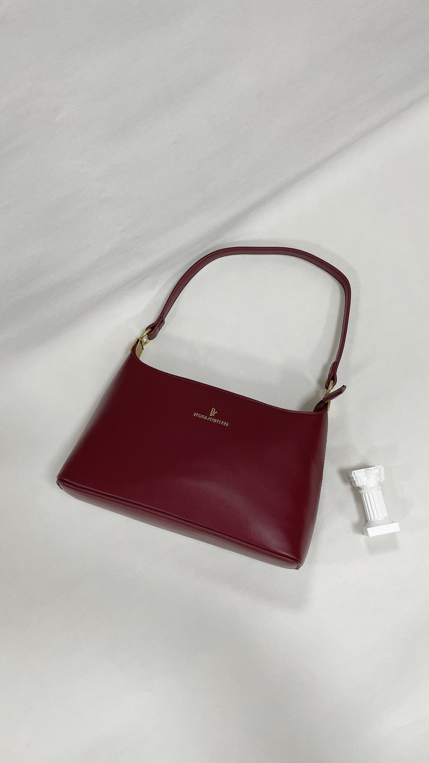 BORSA IRENA