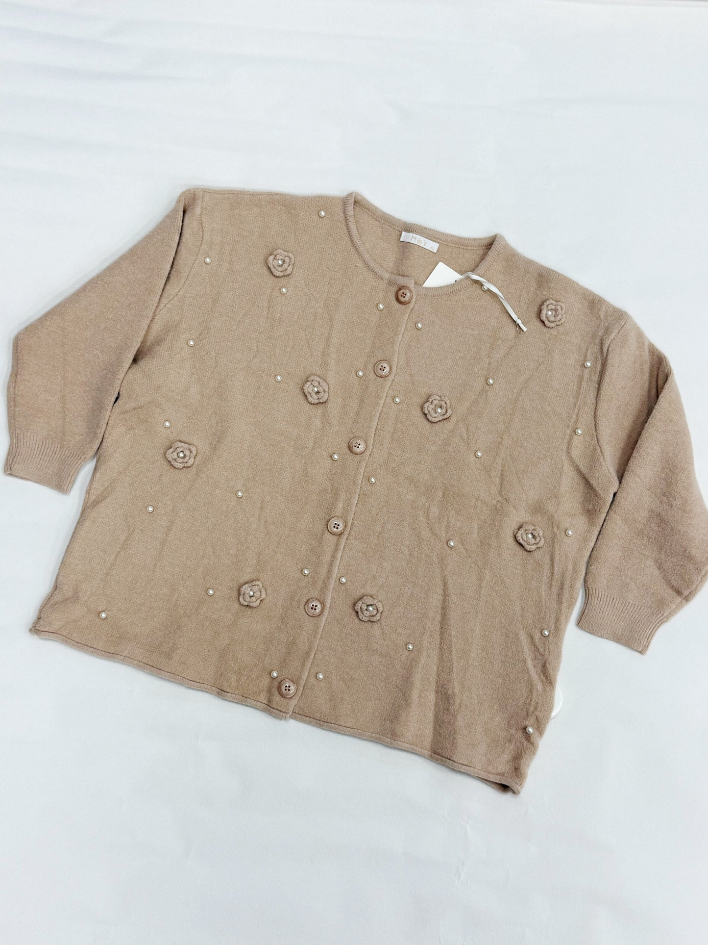 CARDIGAN CON FIORI E PERLINE