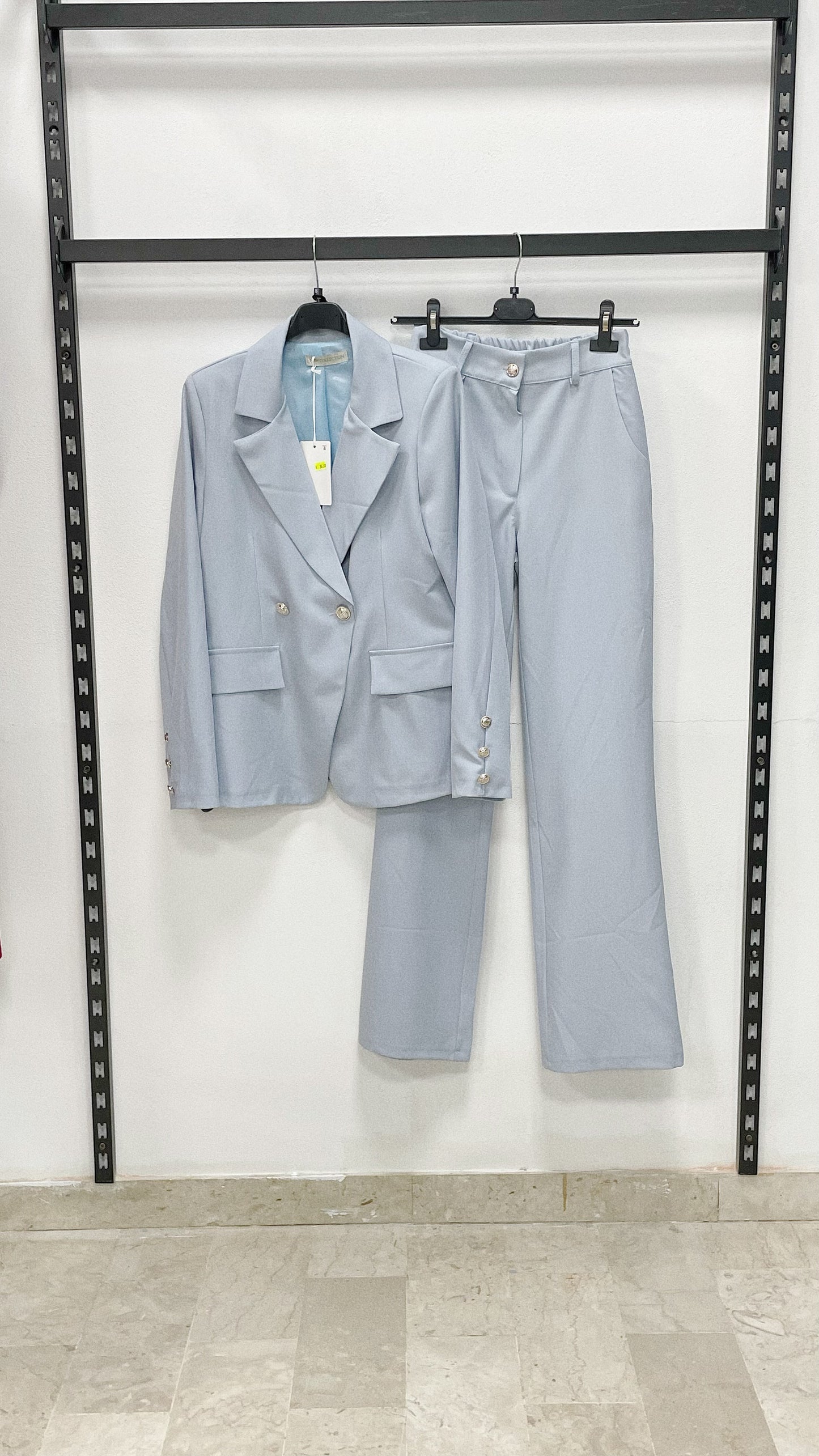 Suit
