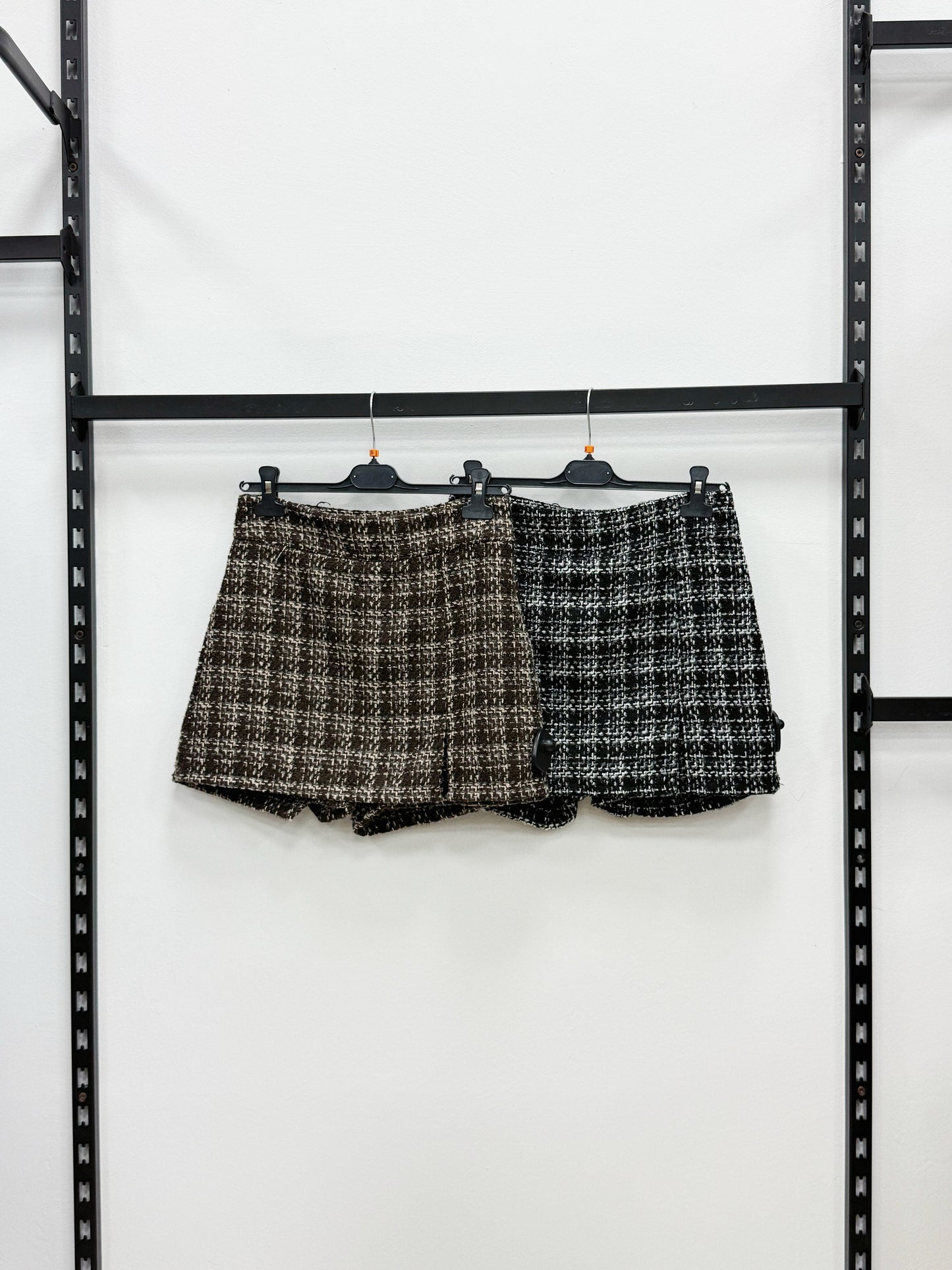 GONNA A PANTALONCINO STYLE CHANEL