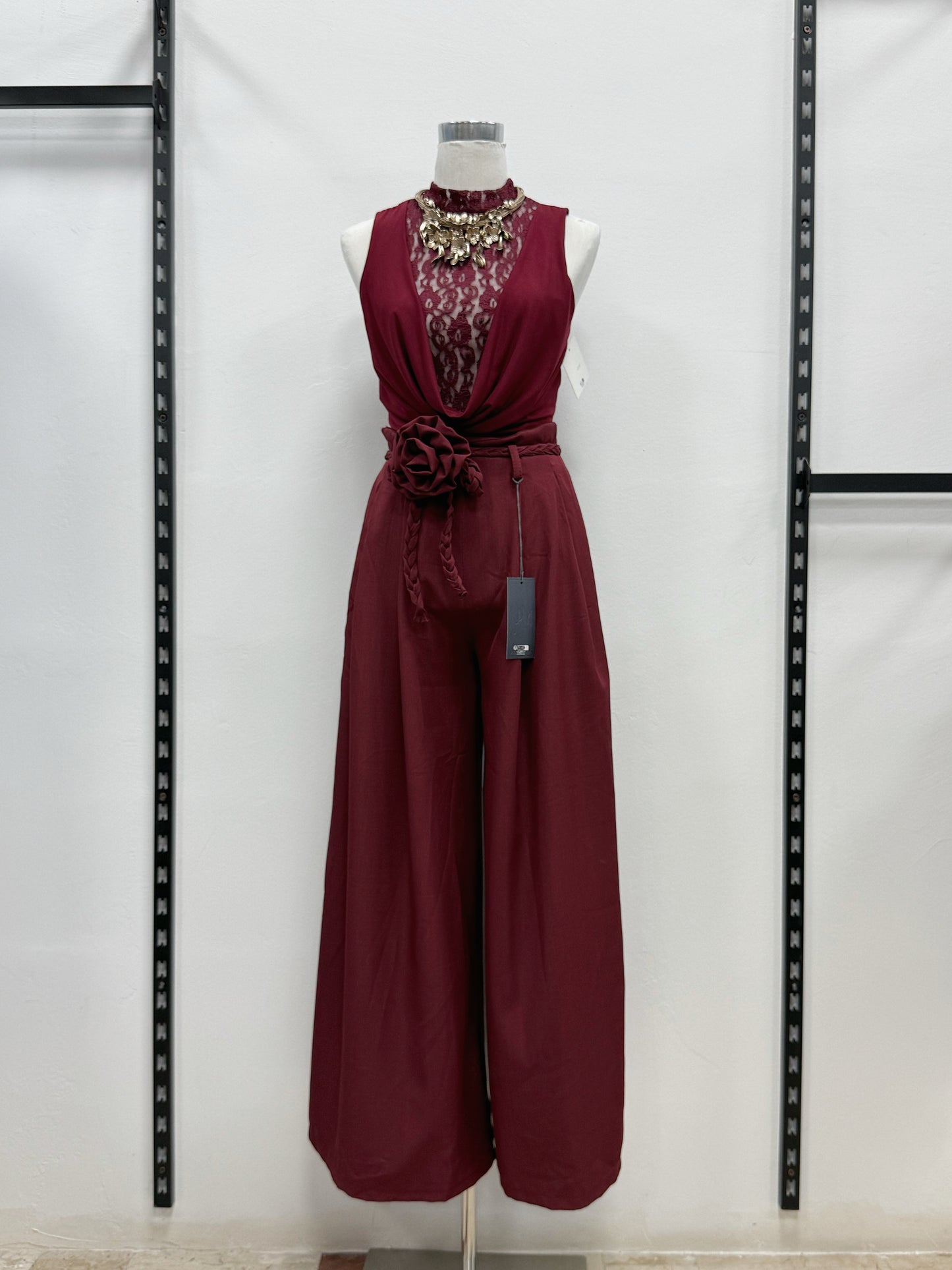 PANTALONE A GONNA CON SPILLA DI FIORE