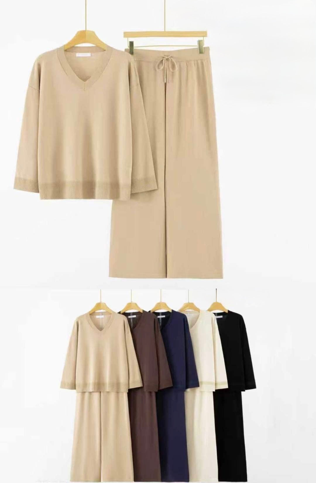 SET VIACOSA MAGLIETTA A SCOLLO V A MANICHE LUNGHE A STRISCE IN LUREX E PANTALONE A GAMBE LARGHE E DRITTA