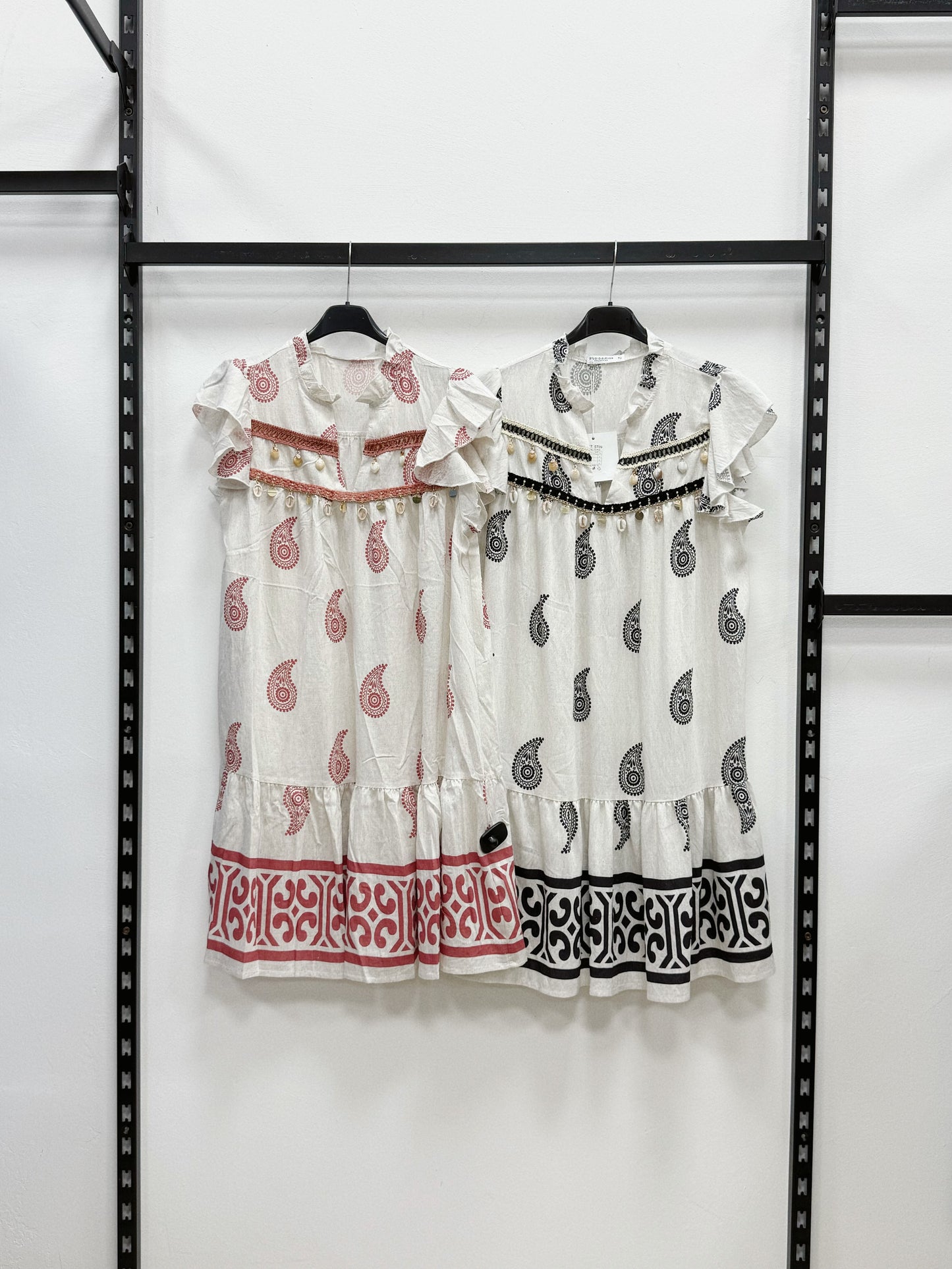 VESTITO A FANTASIA MISTO LINO CON CIONDOLO CONCHIGLIE