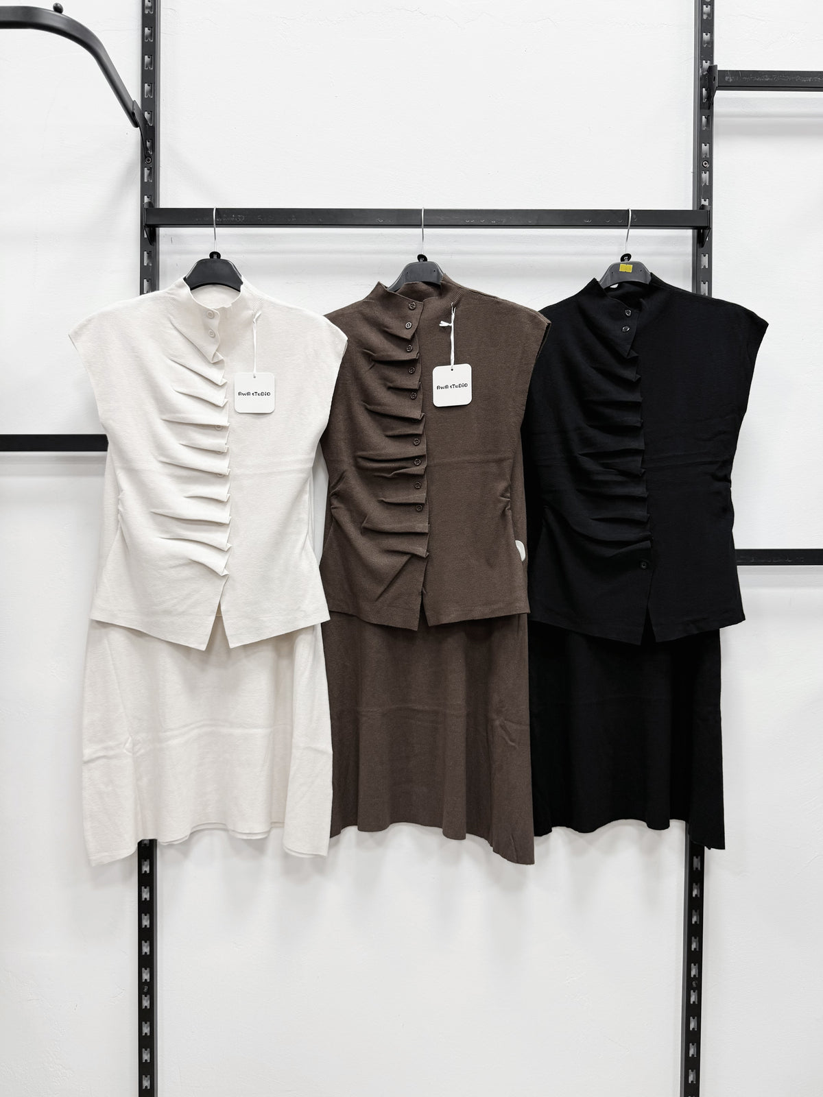 COORDINATO GILET E GONNA LUNGA