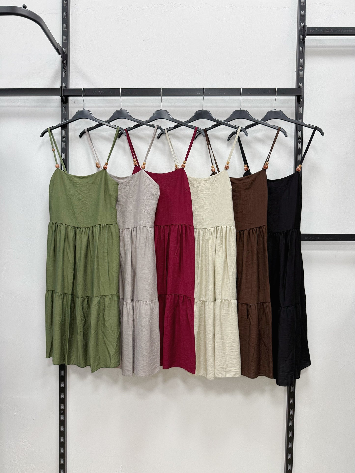 VESTITO CORTO A BALZE