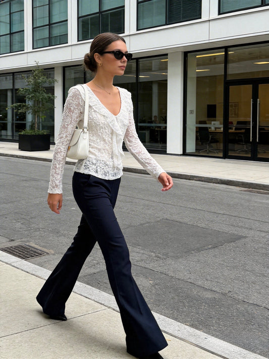 MAGLIETTA SCOLLO V A MANICHE LUNGHE DI PIZZO