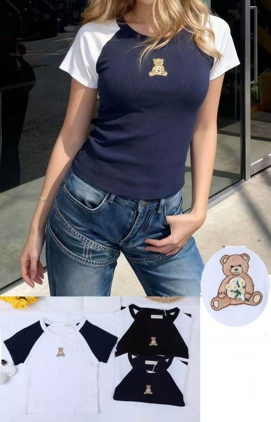 T-SHIRT CORTO CON RICAMATO ORSETTO A COSTINE