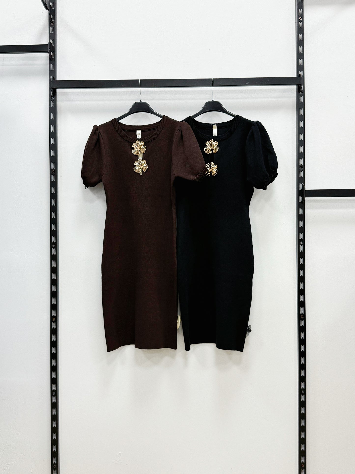 VESTITO A MANICHE CORTE A SBUFFA