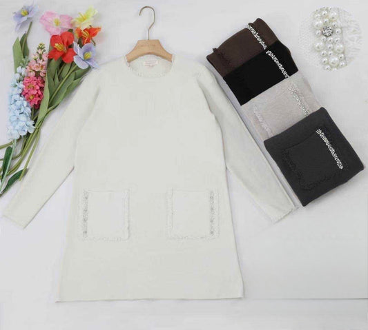 MAGLIERIA VESTITO CON PERLE E TASCHE
