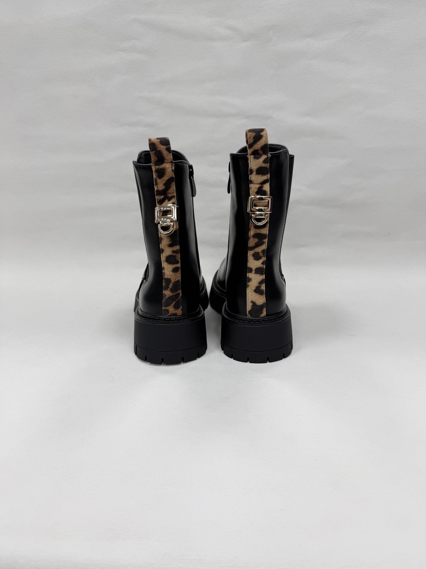 STIVALETTI CON STRISCE ANIMALIER