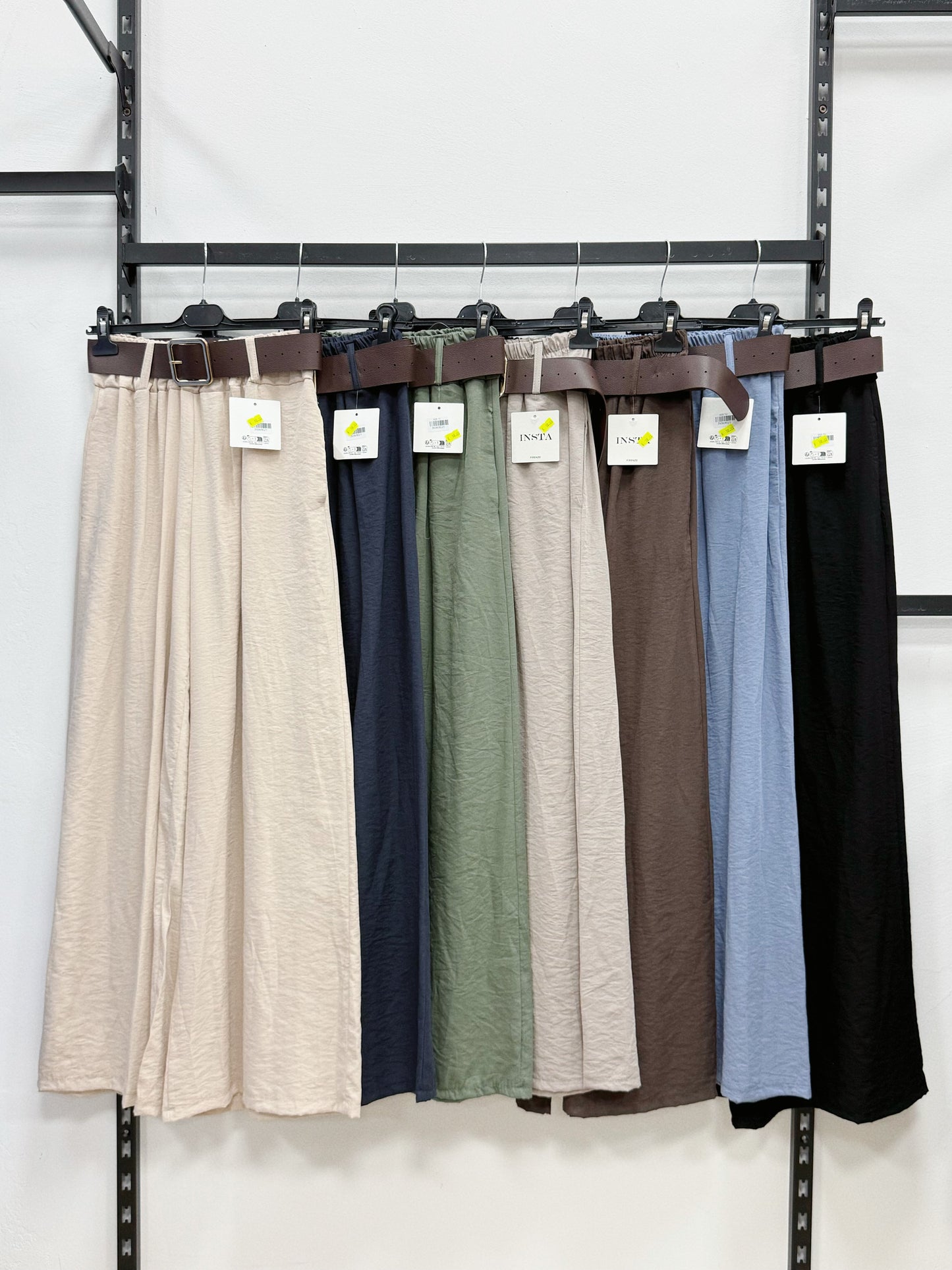 PANTALONE A PALAZZO CON CINTURA