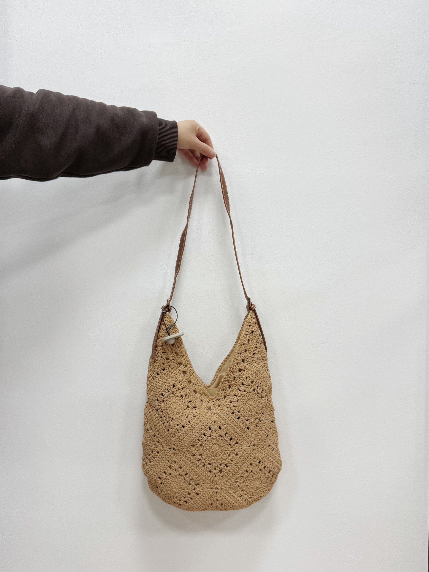 BORSA DI PAGLIA INTRECCIATA A MANO