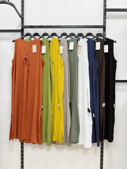 VESTITO LUNGO A SCOLLO V CON BOTTONE DI LEGNO