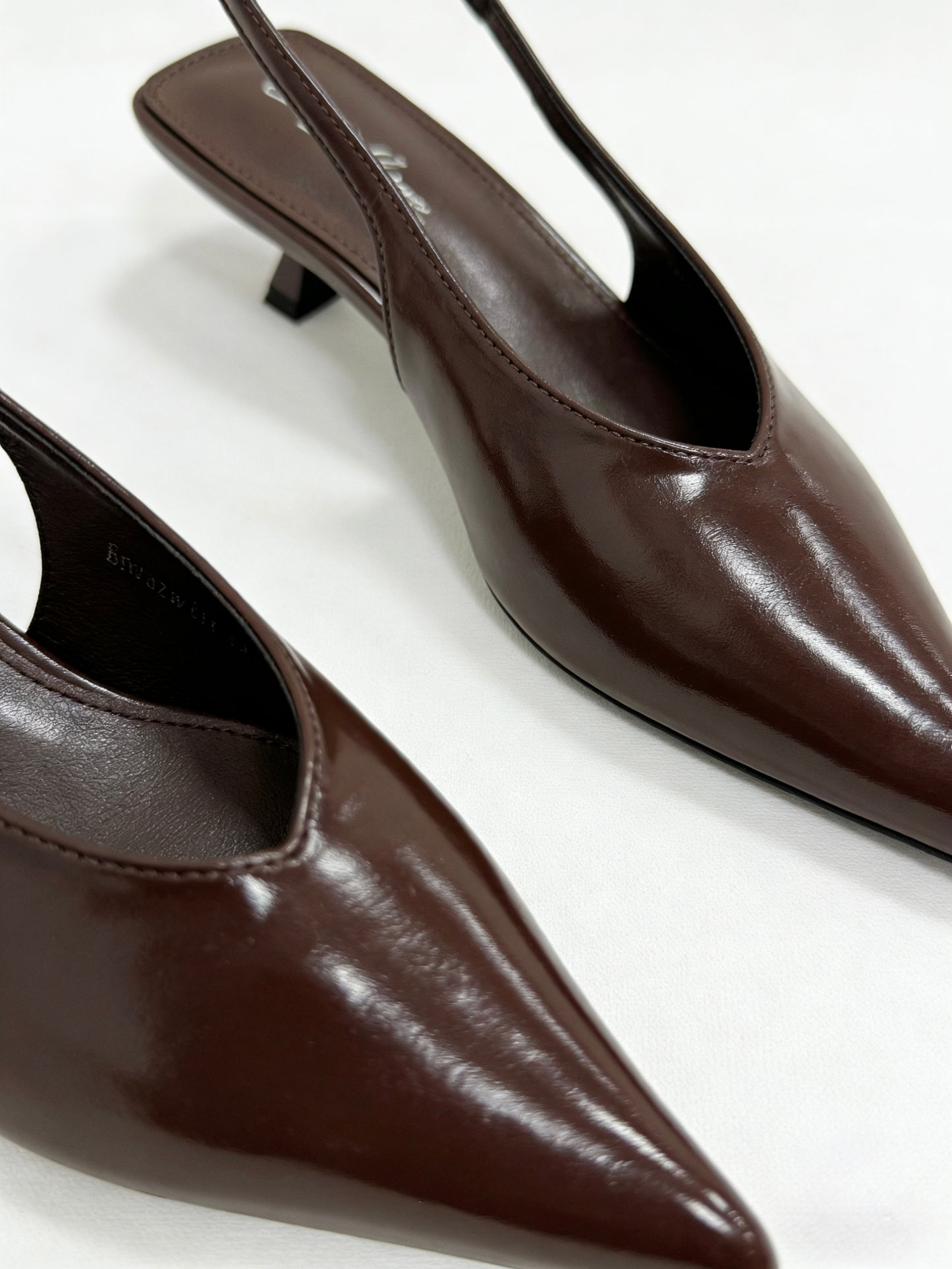 DÉCOLLETÉ TACCO 5CM