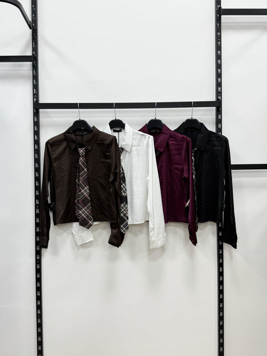 CAMICIA DI RASO CORTA CON CRAVATTA QUADRI