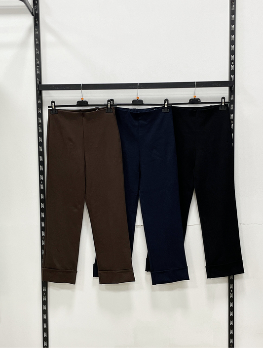PANTALONE CON SVOLTE A GAMBA DRITTA