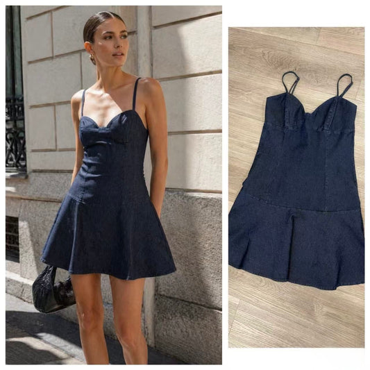 VESTITO CORTO DI JEANS A BRETELLE REGOLABILI SCOLLO CUORICINO