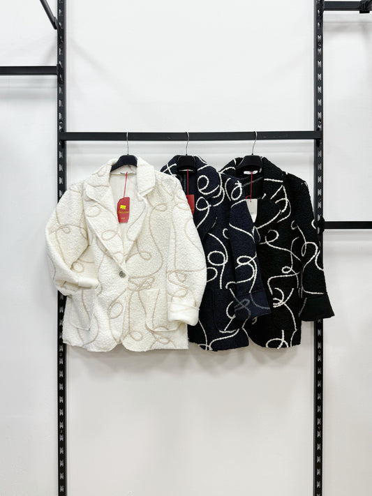 CAPPOTTO DISEGNI IN FILO A COLLETTA