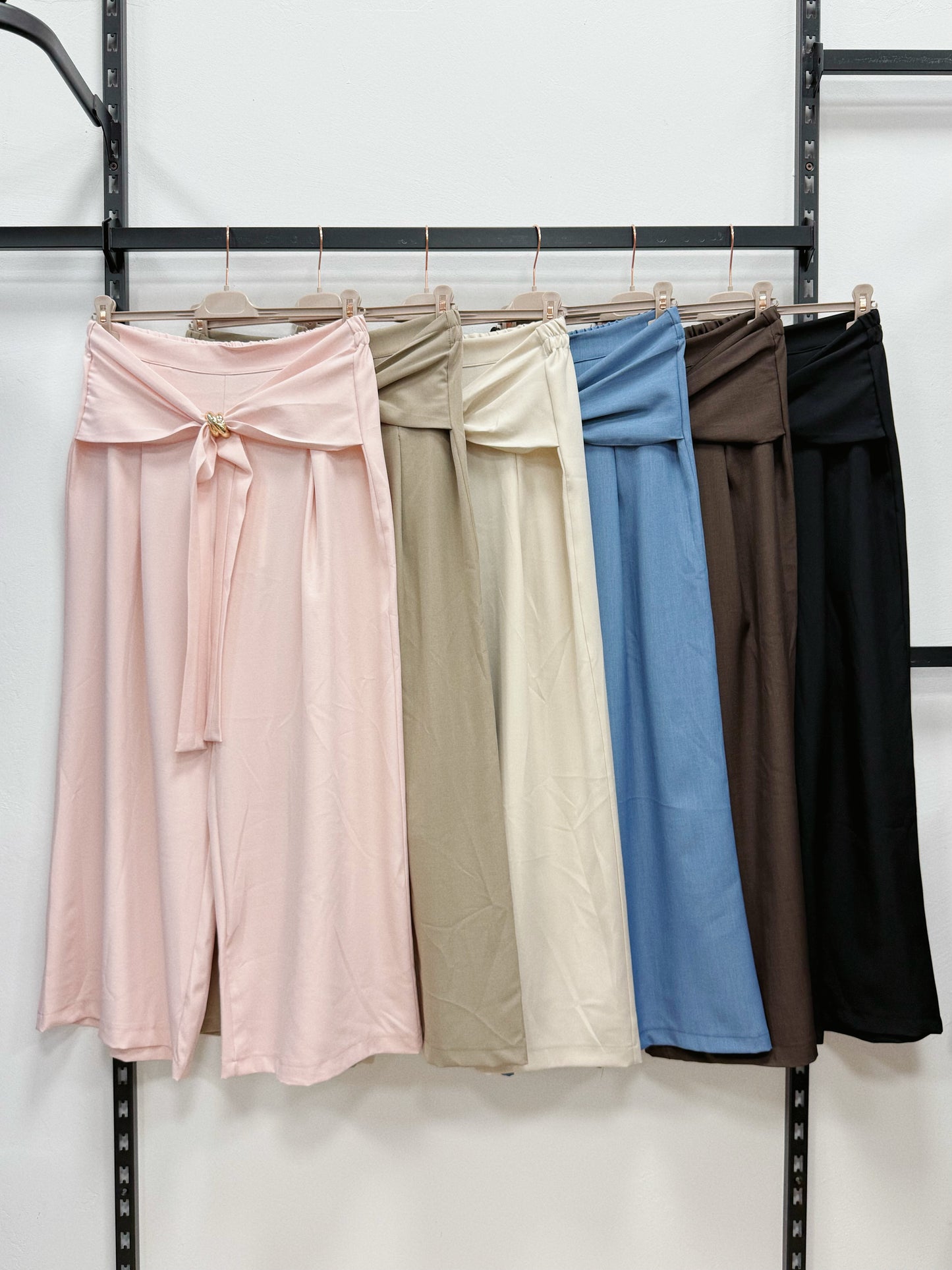 PANTALONE A PALAZZO CON LACI REGOLARE