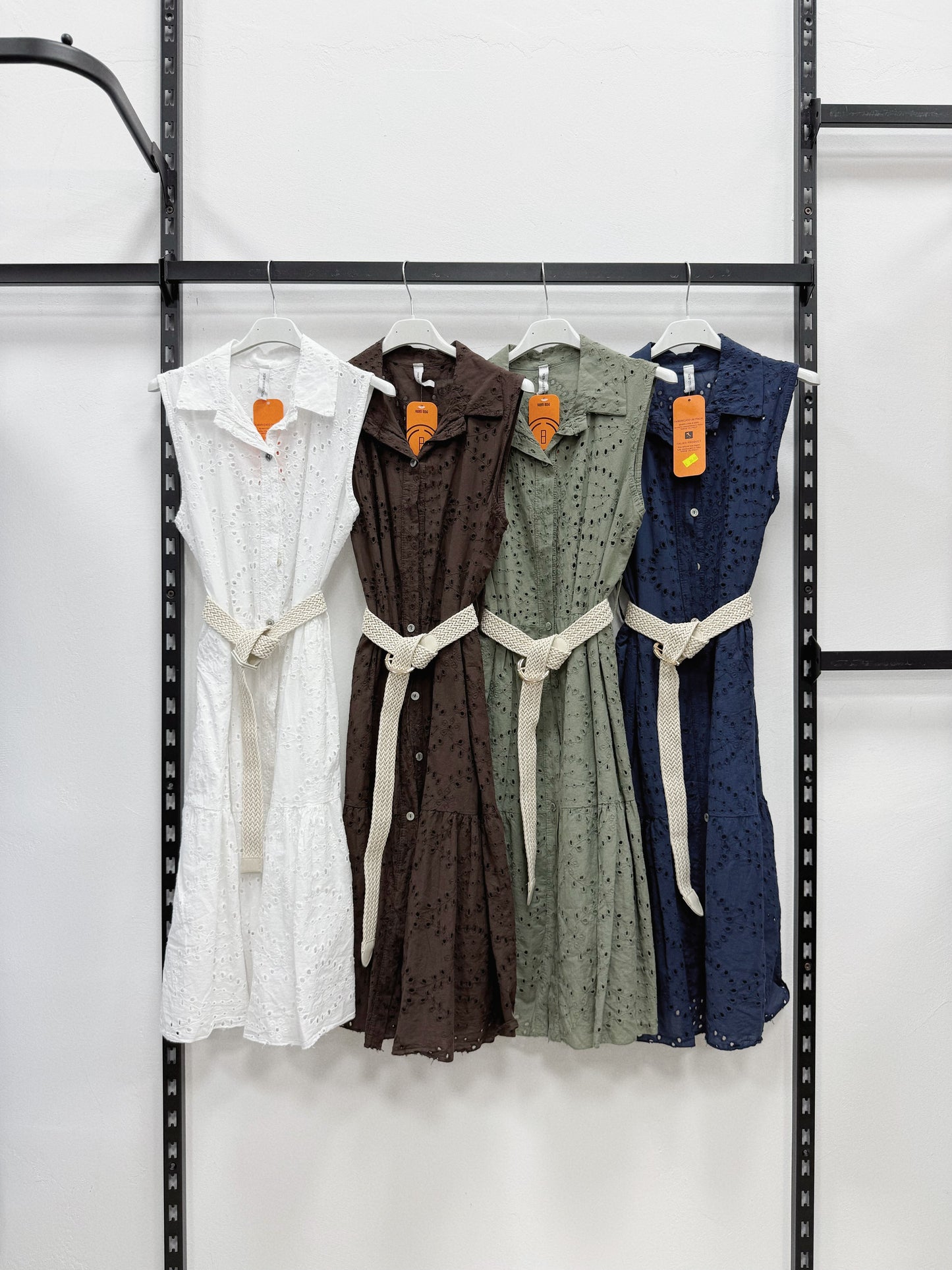 VESTITO DI PIZZO SANGALLO 100% DI COTONE  CON CINTURA