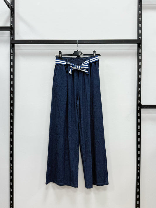 JEANS LEGGERO A PALAZZO A ELASTICO IN VITA