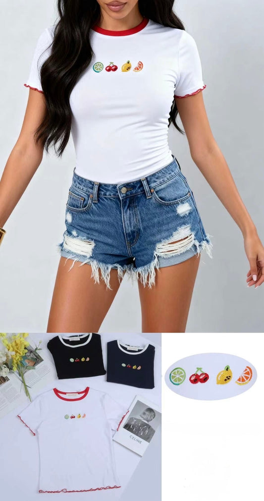 T-SHIRT CON RICAMATO DI FRUTTA