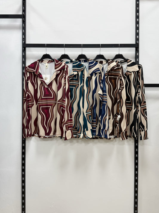 BLUSA A MANICHE LUNGHE A FANTASIA