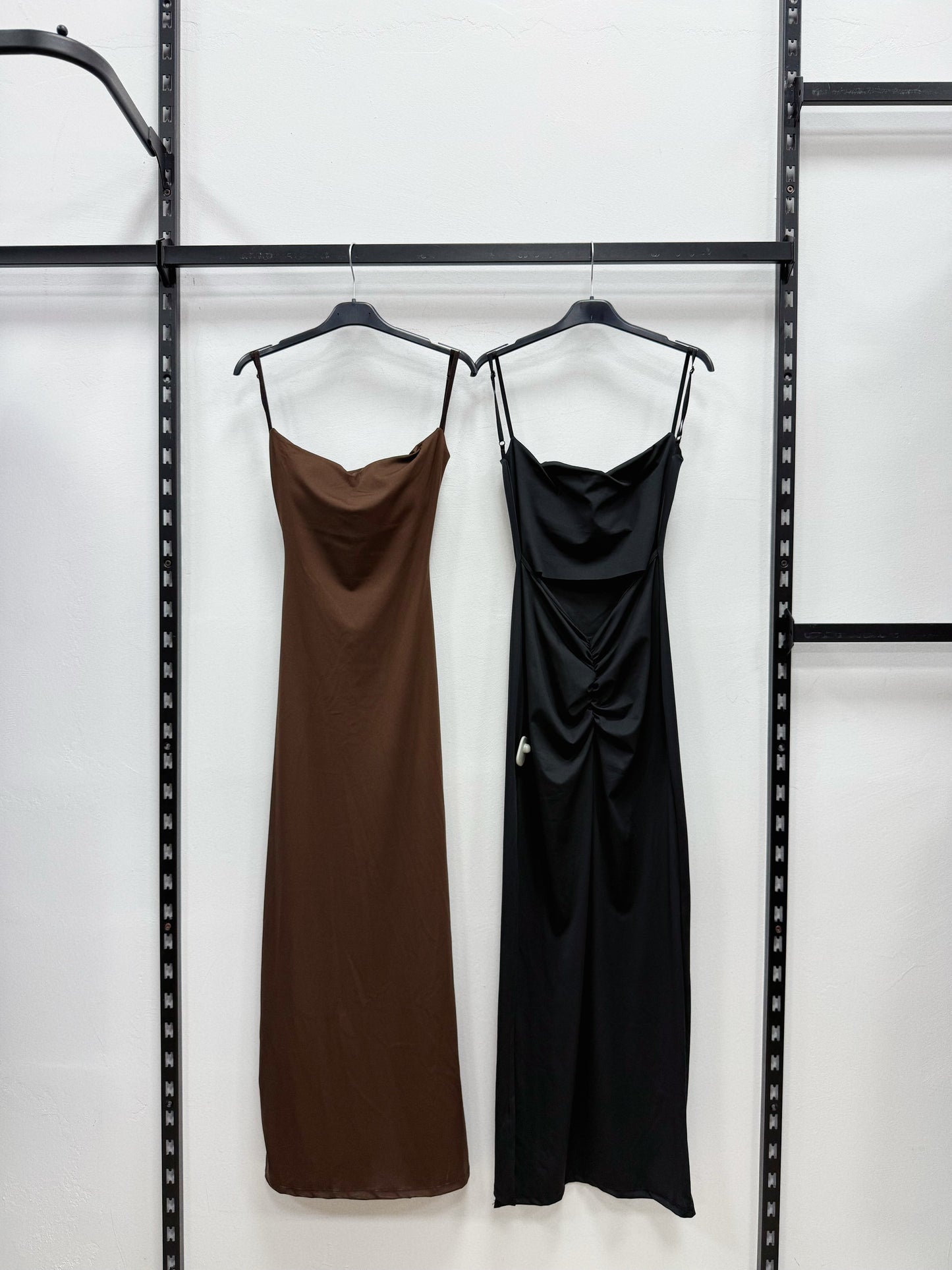VESTITO LUNGO ADERENTE
