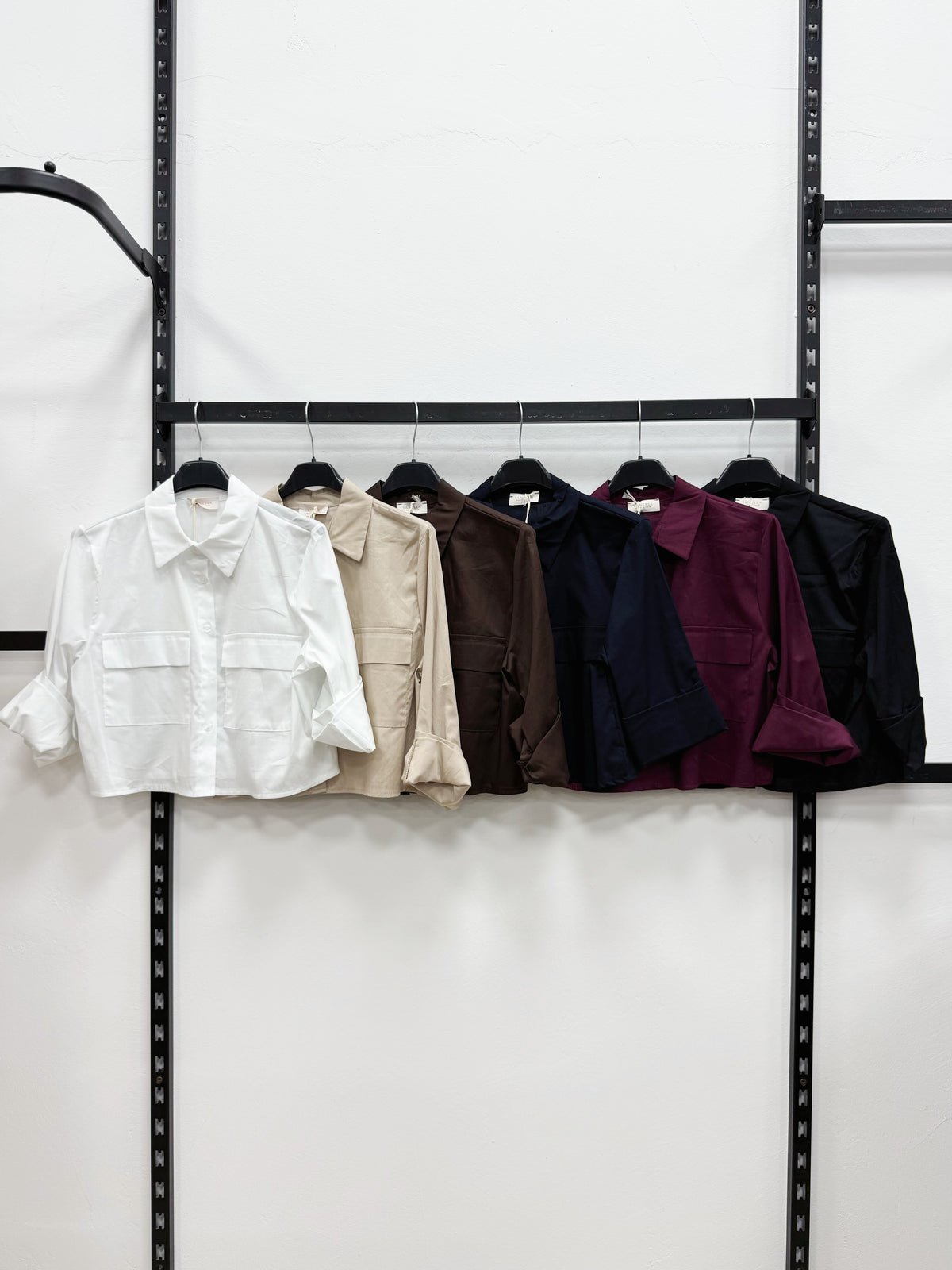 CAMICIA CORTA DI COTONE CON TASCHE