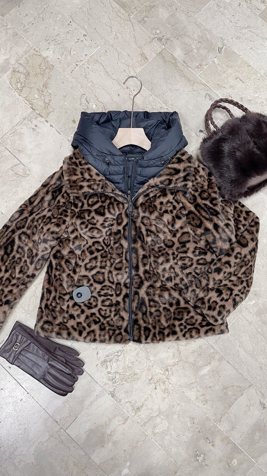 Chaqueta de piel de leopardo