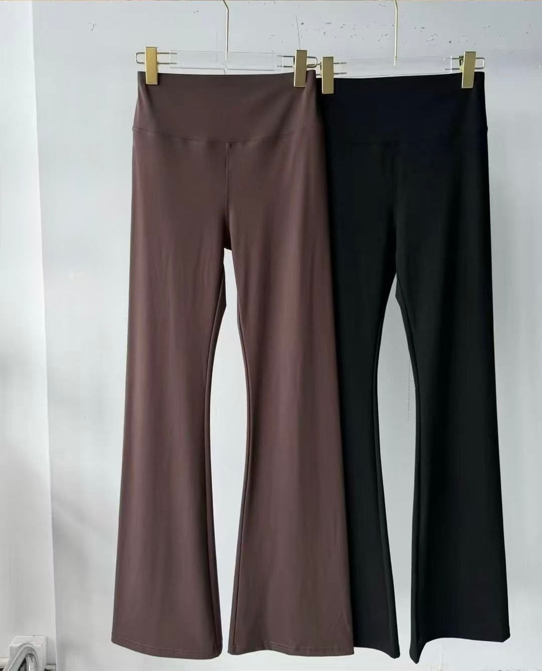 LEGGINGS A ZAMPA DI YOGA