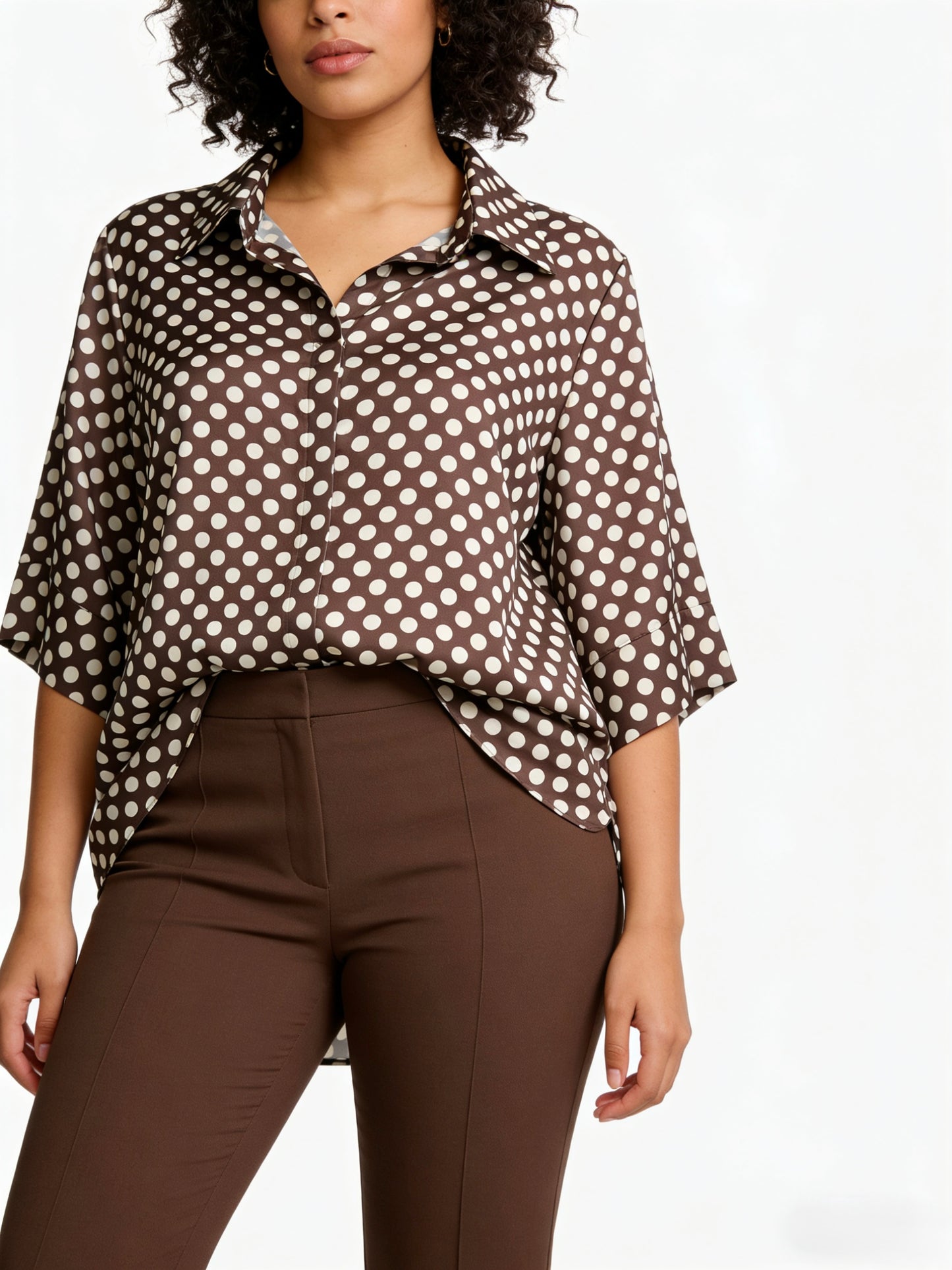 CAMICIA DI RASO A POIS A MEZZA MANICHE TAGLIA CURVA