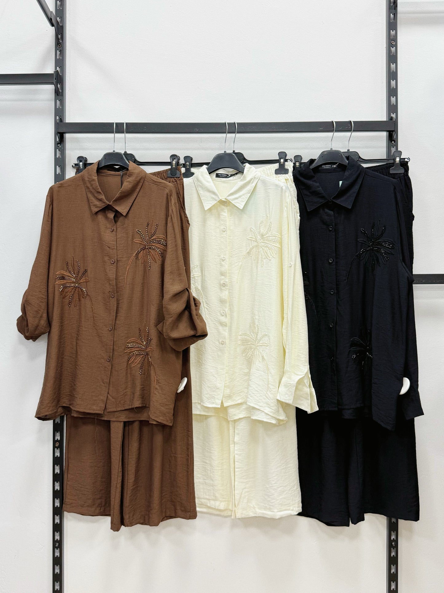 SET CAMICIA CON RICAMATO E PANTALONE A PALAZZO