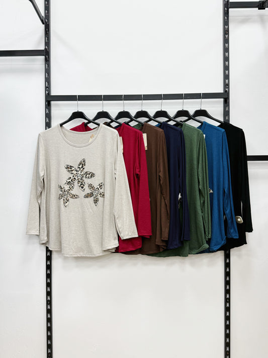 MAGLIETTA A MANICHE LUNGHE STAMPA MARGHERITA LEOPARDATA