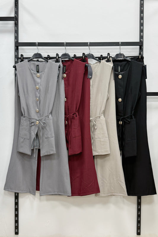 SET GILET CON BOTTONI E PANTALONE A GAMBE LARGHE
