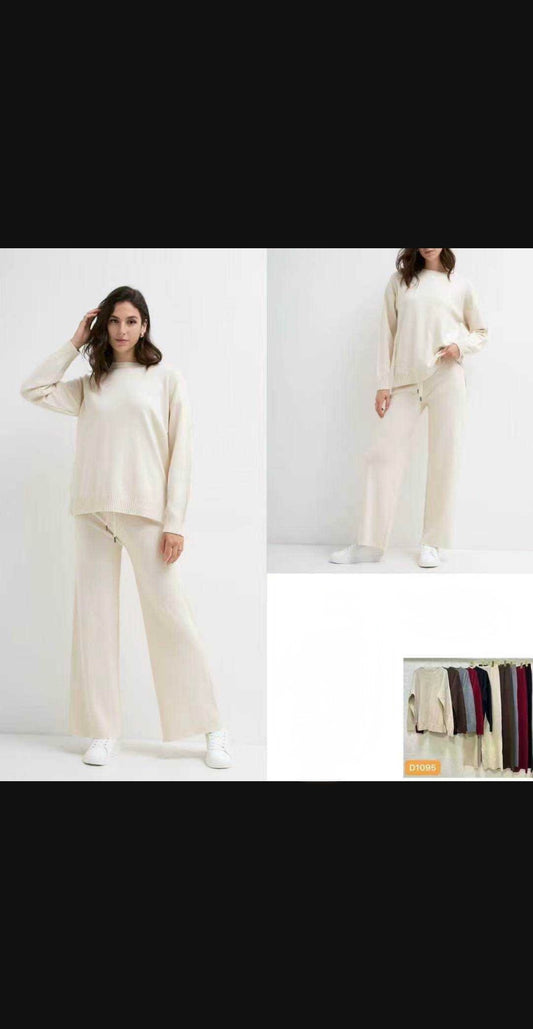 SET DI LANA MAGLIERIA SEMPLICE E PANTALONE A GAMBE LARGHE