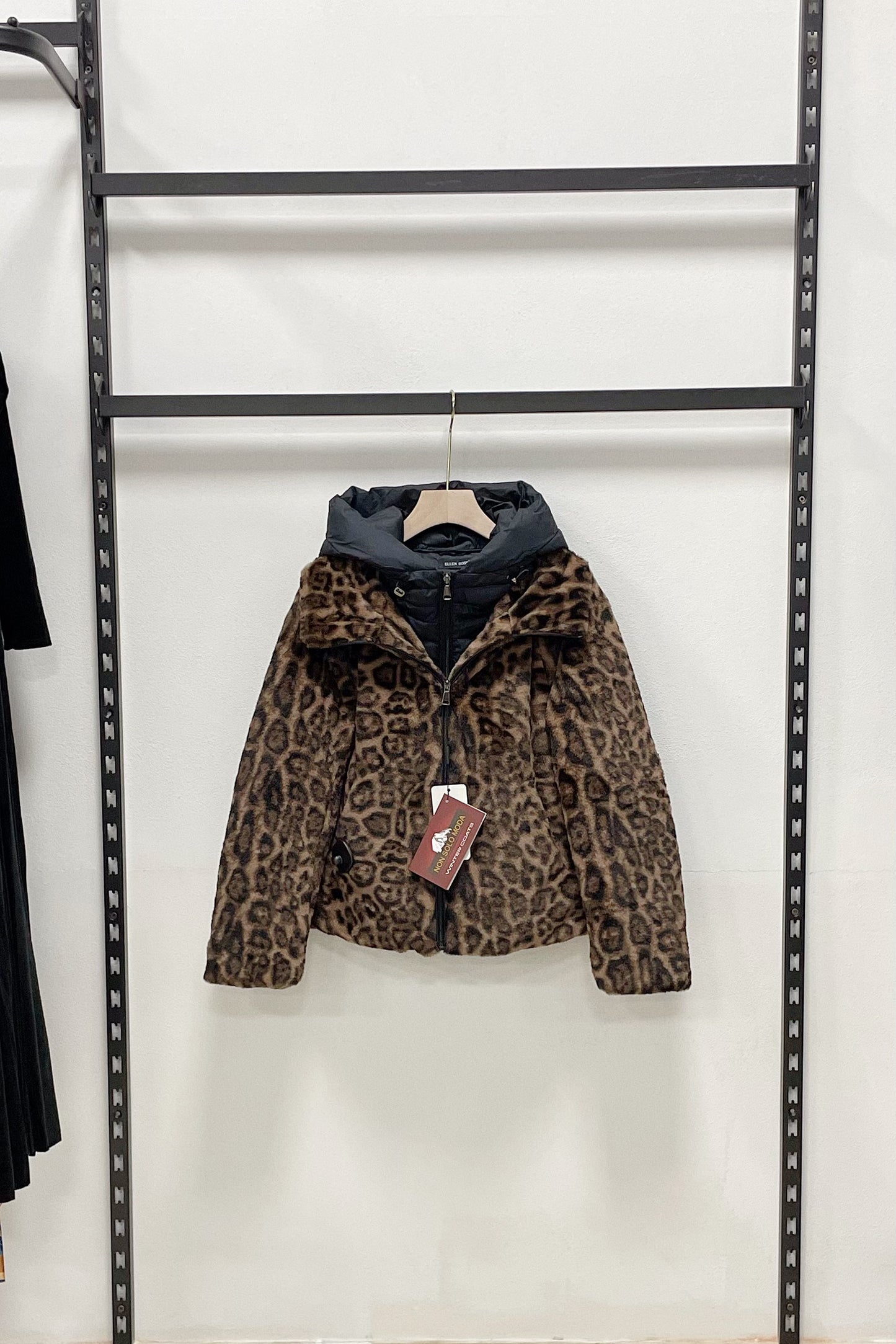 Chaqueta de piel de leopardo