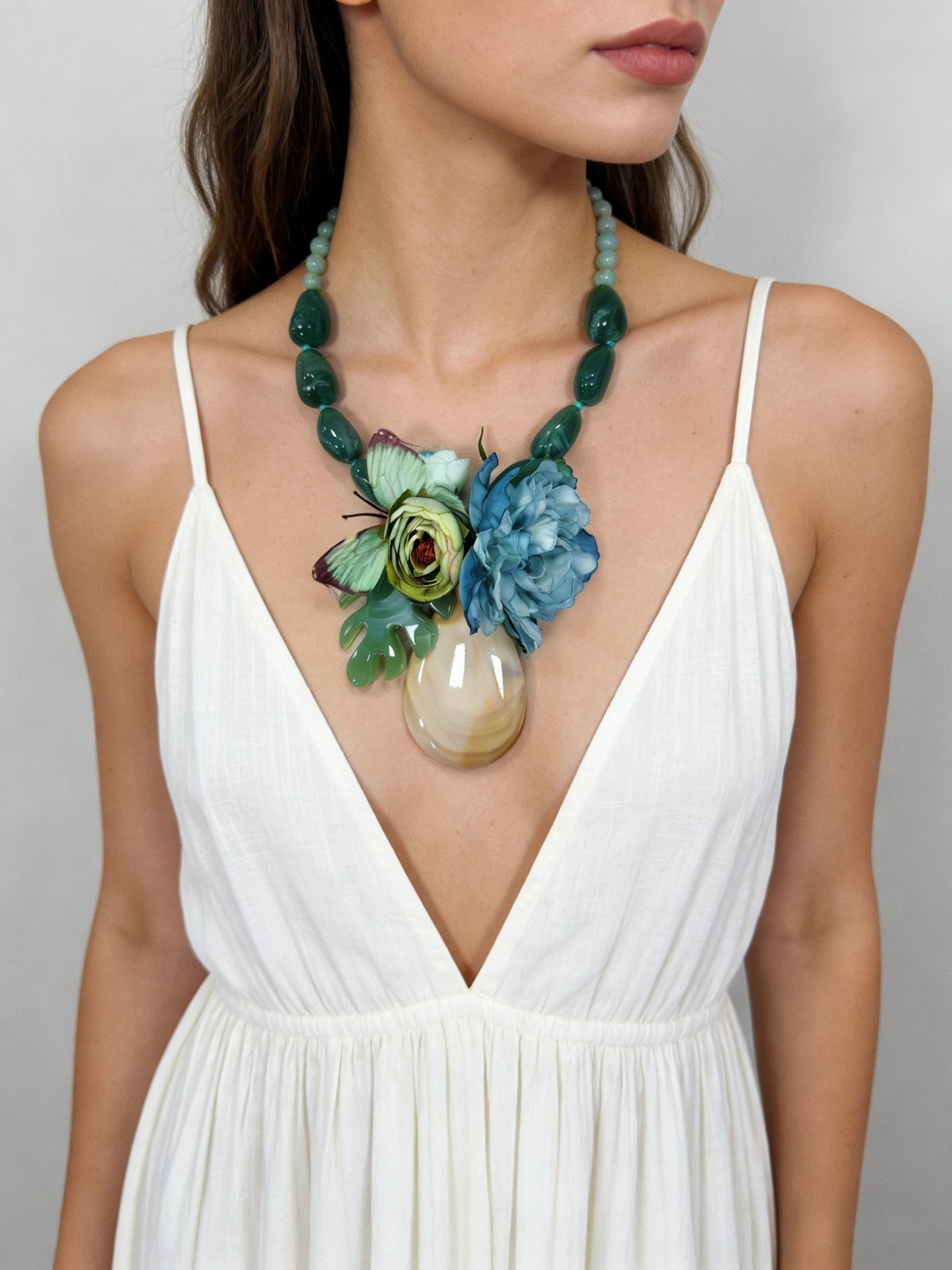 COLLANA A GIROCOLLO DI FIORI