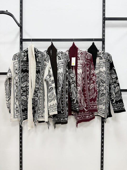 KIMONO DI LANA GROSSA CON DISEGNI CON CINTURA